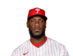 Enyel De Los Santos portrait
