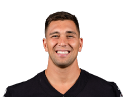 Kaden Elliss portrait