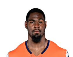 Que Robinson portrait